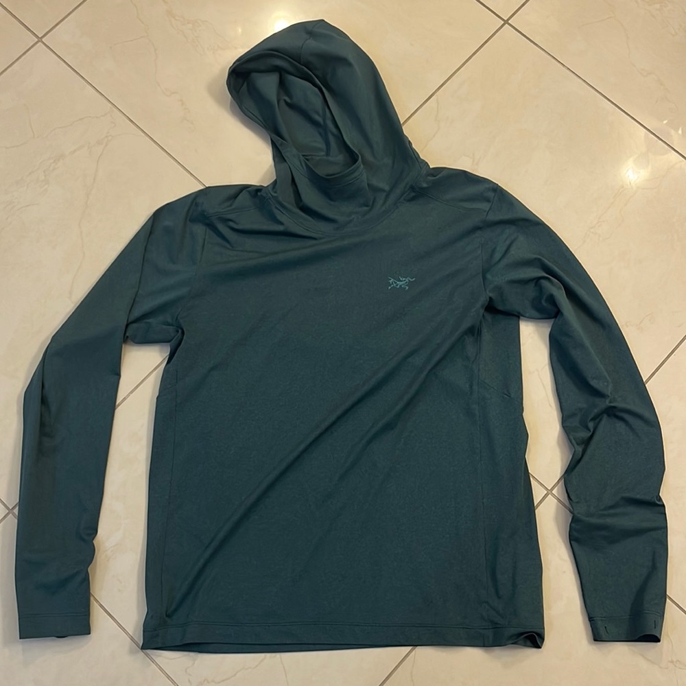 arcteryx remige hoody size m color astral